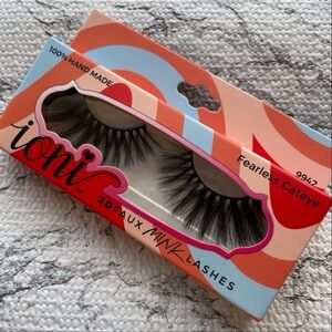 Ioni Lashes